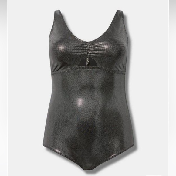 torrid Other - New!‎ Torrid sz 4 Wireless Foil Keyhole Plunge One Piece Bathing Swim Suit 4X